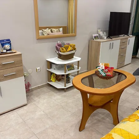 Miramar Palace 509