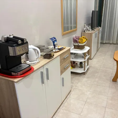 Miramar Palace 509 Apartment